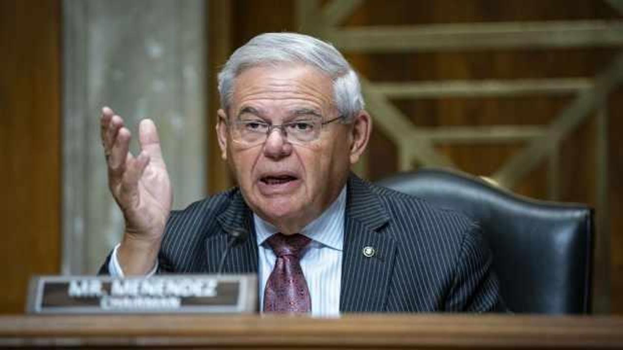 Türkiye düşmanı ABD’li senatör Menendez FBI soruşturması kapsamına alındı