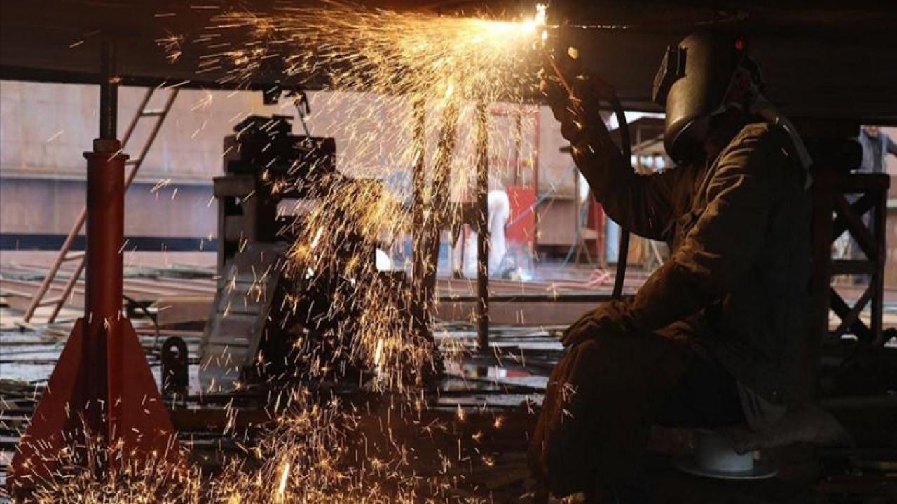 Türkiye'de yılda ortalama 890 bin kişinin istihdamı hedefleniyor