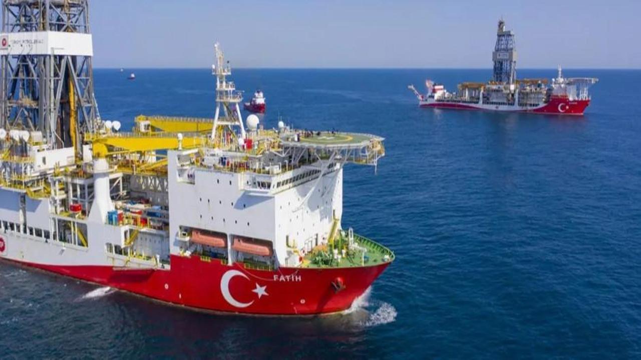Türkiye'den doğal gaz ve petrol hamlesi! Gözler denizlerdeki enerji filomuza çevrildi