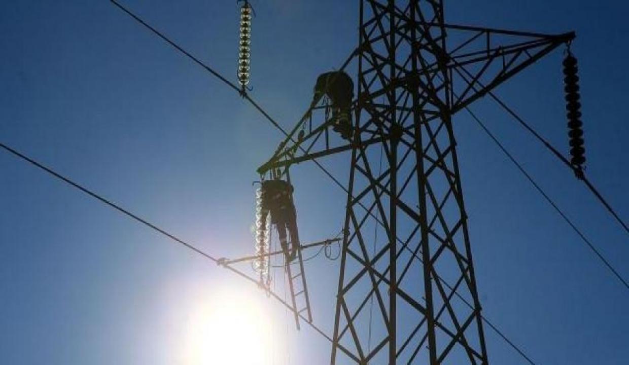 Türkiye'nin elektrikte kurulu gücü 100 bin megavatı aştı