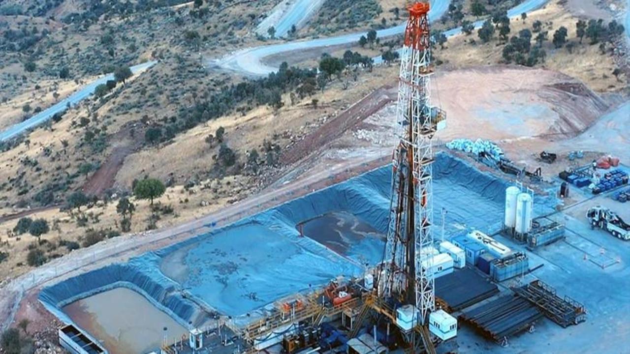 Türkiye'nin günlük petrol üretimi 132 bin varile ulaştı