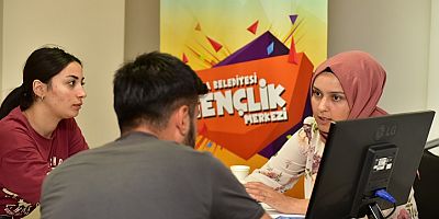 TUZLA BELEDİYESİ’NDEN ÜNİVERSİTE ÖĞRENCİLERİNE ÜCRETSİZ REHBERLİK HİZMETİ