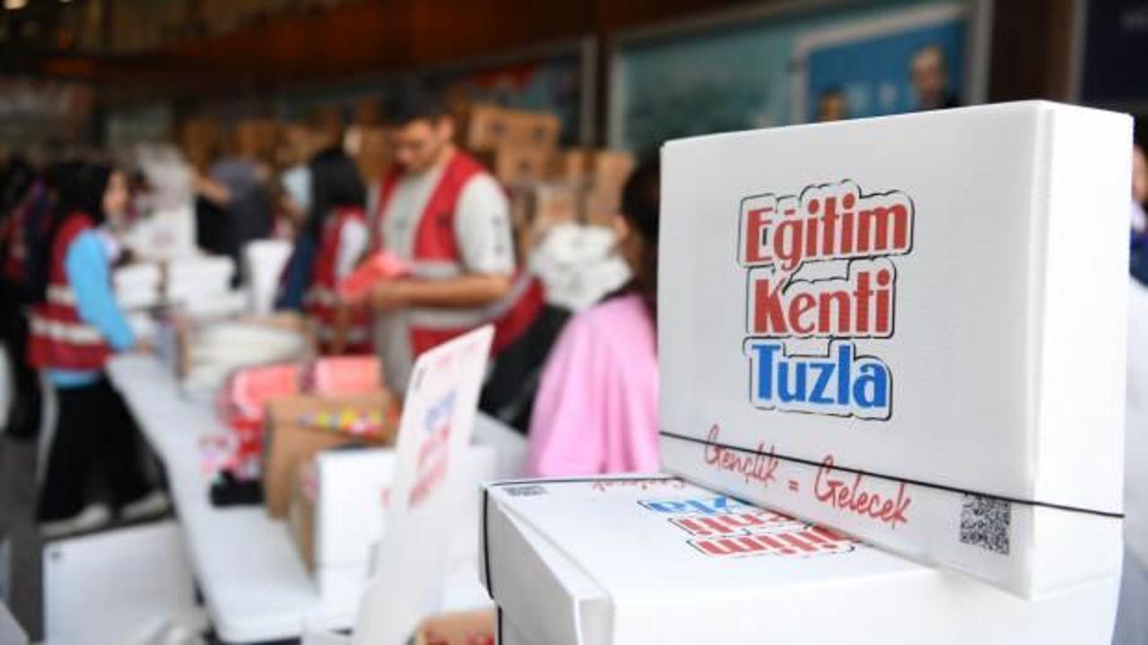 Tuzla Belediyesi’nden 50 bin öğrenciye kırtasiye desteği