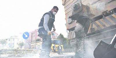 TUZLA’DA 2022 YILINDA 54 BİN TON ASFALT SERİMİ YAPILDI
