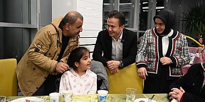 TUZLA’DA 31 YILLIK GELENEK. YETİM ÇOCUKLAR İFTAR PROGRAMINDA BİR ARAYA GELDİ