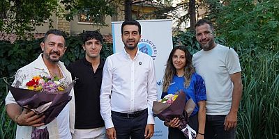 Tuzla'da Başkan Bingöl'den Şampiyon Sporculara Kutlama