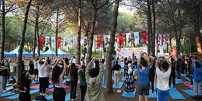 Tuzla’da haziran ayı ‘yoga’ ile geçiyor