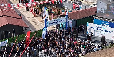 Tuzla’da Mercan Sanat Merkezi Hizmete Açıldı