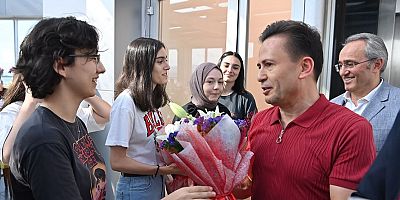 TUZLA’DA ÜNİVERSİTE TERCİH VE KARİYER BULUŞMASI DÜZENLENDİ