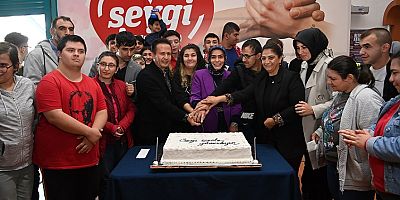 TUZLA’NIN ÖZEL ÇOCUKLARINA KAYBOLMA İHTİMALİNE KARŞI SEVGİ İZİ DÖVMESİ YAPILDI
