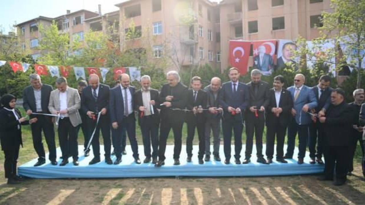 Tuzla’da bulunan Penguen Sitesine ilk kazma Cumhurbaşkanı Erdoğan’ın talimatıyla vuruldu