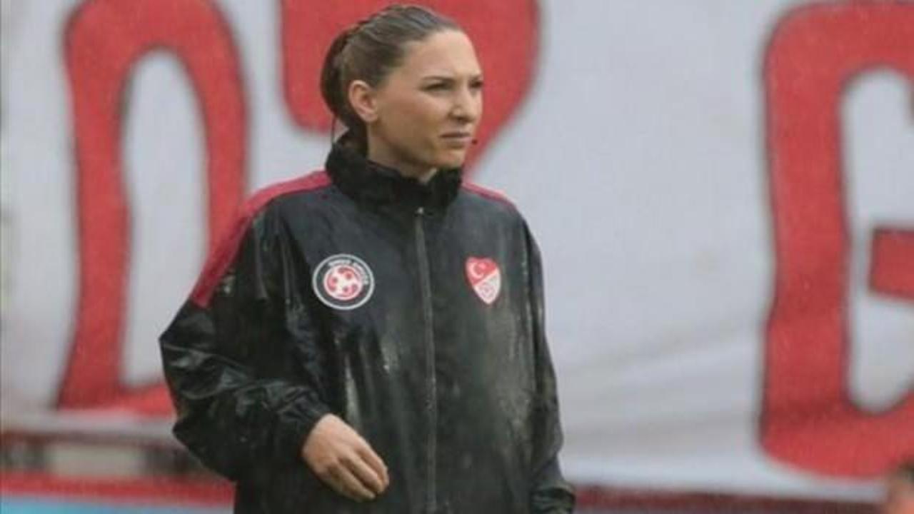UEFA'dan hakem Gamze Durmuş Pakkan'a görev