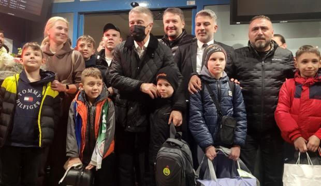 Ukraynalı savaş mağduru sporcu çocuklar, Trabzon’a geldi