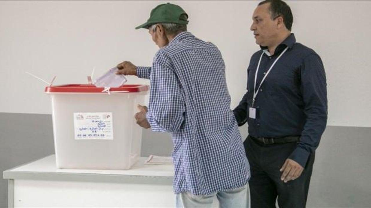 Ülkede oy verme işlemi başladı...Tunus sandık başına gidiyor!