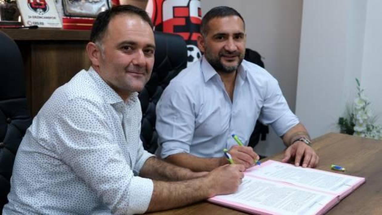 Ümit Karan yeni takımına imzayı attı