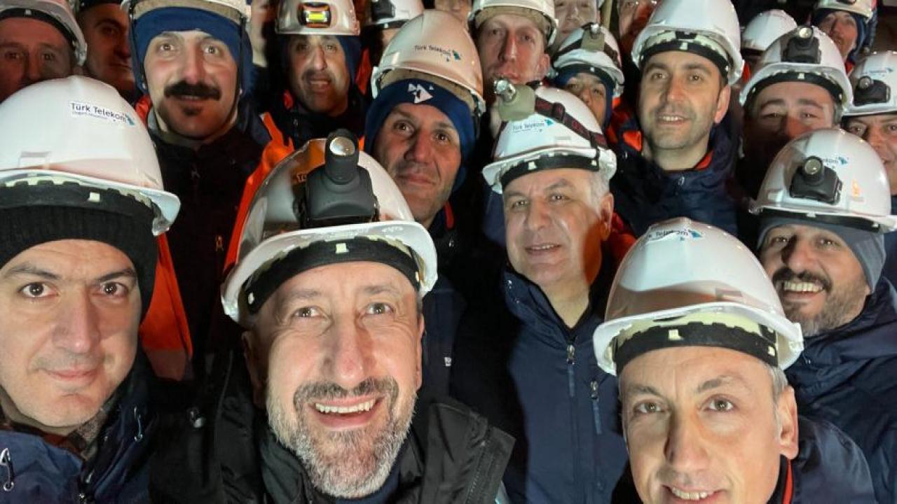 Ümit Önal: “Türkiye Yüzyılı”na 400 bin kilometreyi aşan fiber altyapımızla giriyoruz