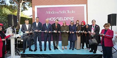 Ümraniye Belediyesi’nden Kadınlara Yeni Fırsat: Moda ve Stil Okulu Hizmete Girdi