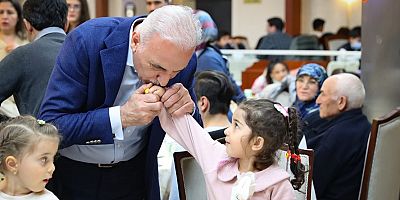ÜMRANİYE’DE YETİMLER HAFTASINDA “RAMAZAN ÇOCUK ŞENLİĞİ” DÜZENLENDİ