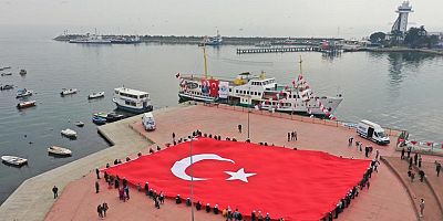 UMUDUMUZU, SEVİNCİMİZİ BİZDEN ALMAYA HİÇBİR KARANLIĞIN GÜCÜ YETMEZ