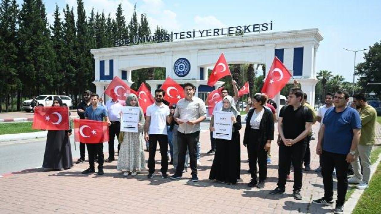 Üniversite öğrencilerinden 