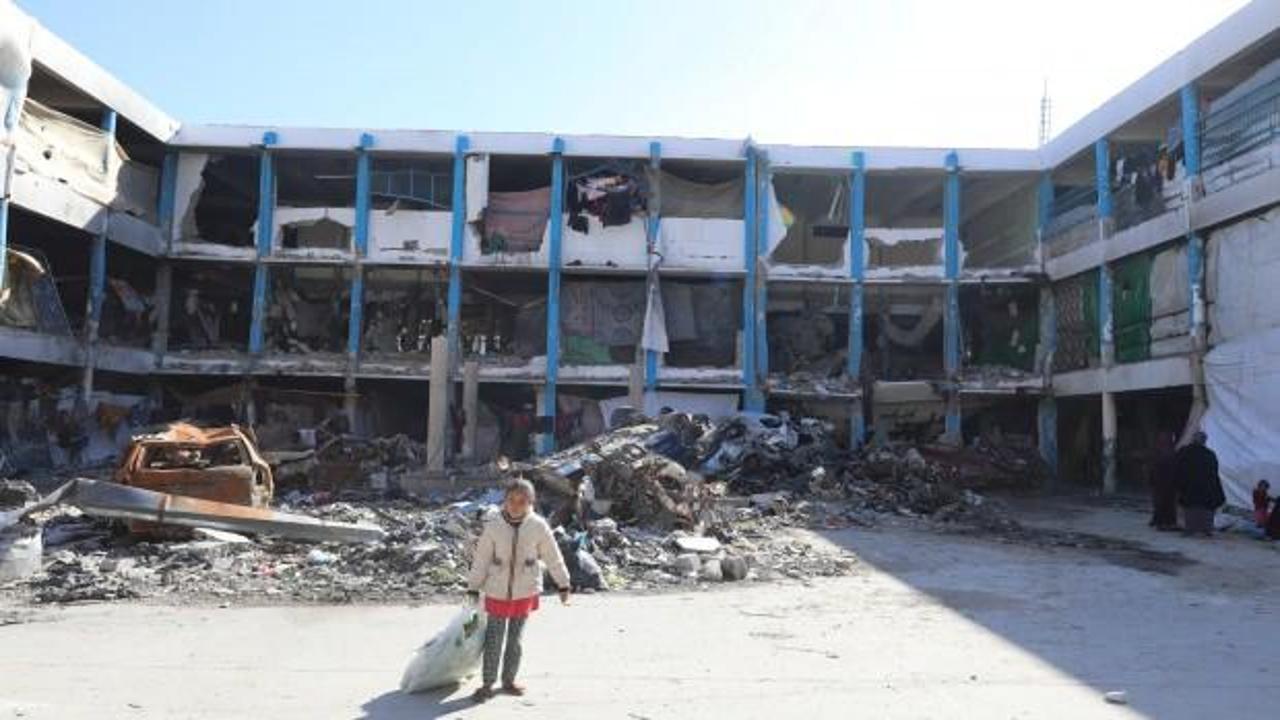 UNRWA: İsrail’in saldırısı sonucu 1 çalışanımız öldü, 22 kişi yaralandı