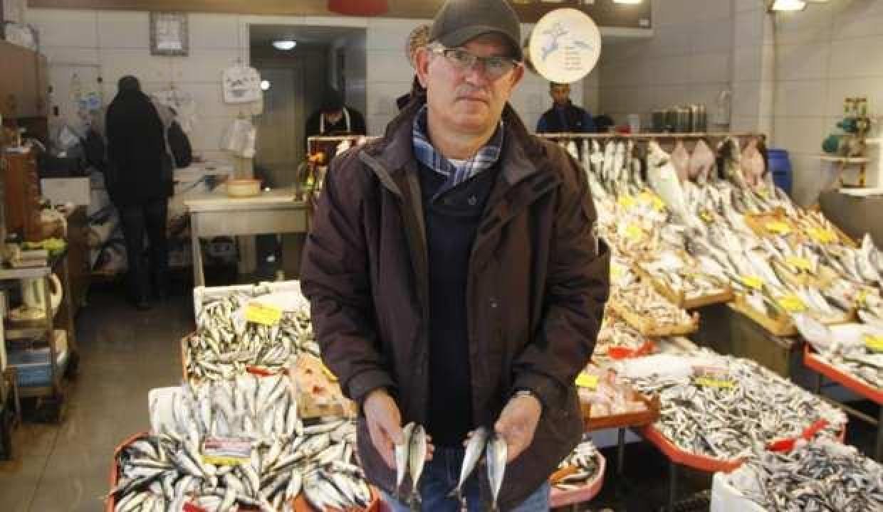 Uzun yıllardır görünmüyordu, yeniden tezgahları şenlendirmeye başladı