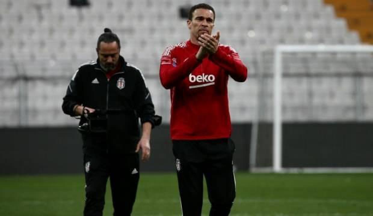 Valerien Ismael ilk maçına çıktı