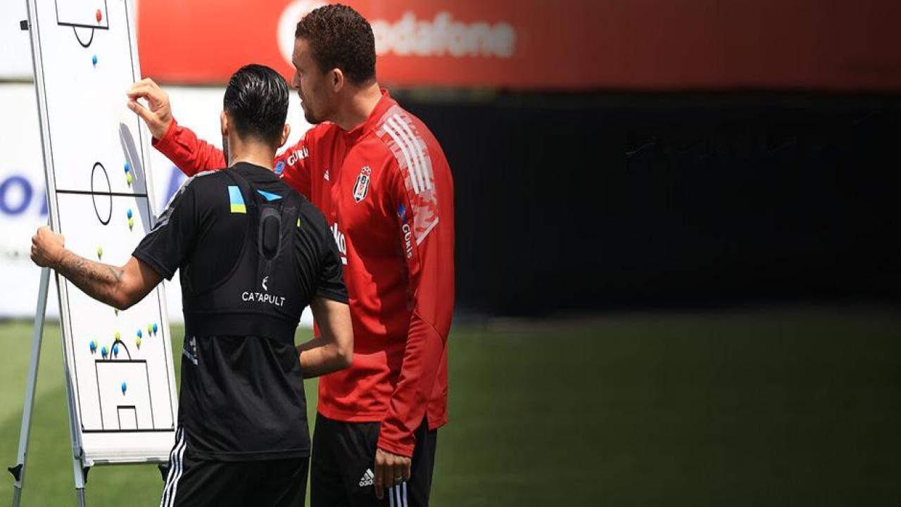 Valerien Ismael'den derbiye özel plan