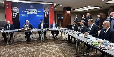 Vali Davut Gül Başkanlığında Kartal Muhtarlar Toplantısı Gerçekleşti