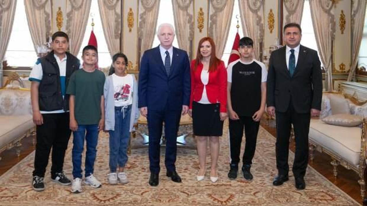Vali Gül, 5 ilden gelen öğrencileri misafir etti