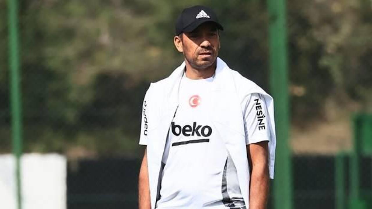 Van Bronckhorst sistemi değiştiriyor!