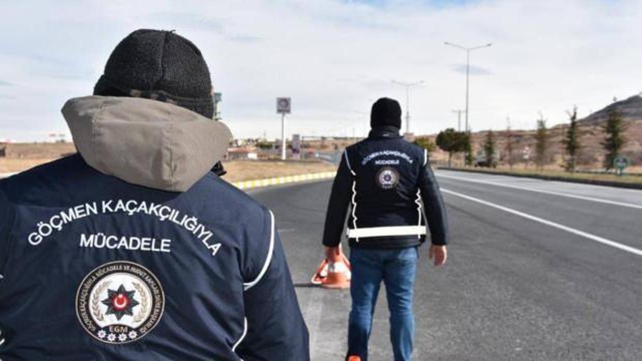Van'da göçmen kaçakçılığı yapan 8 şüpheli tutuklandı
