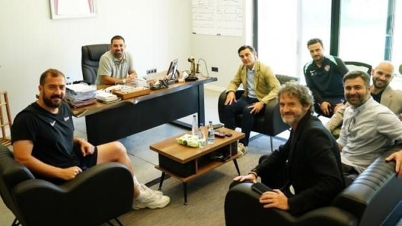 Vincenzo Montella'dan ikas Eyüpspor'a ziyaret