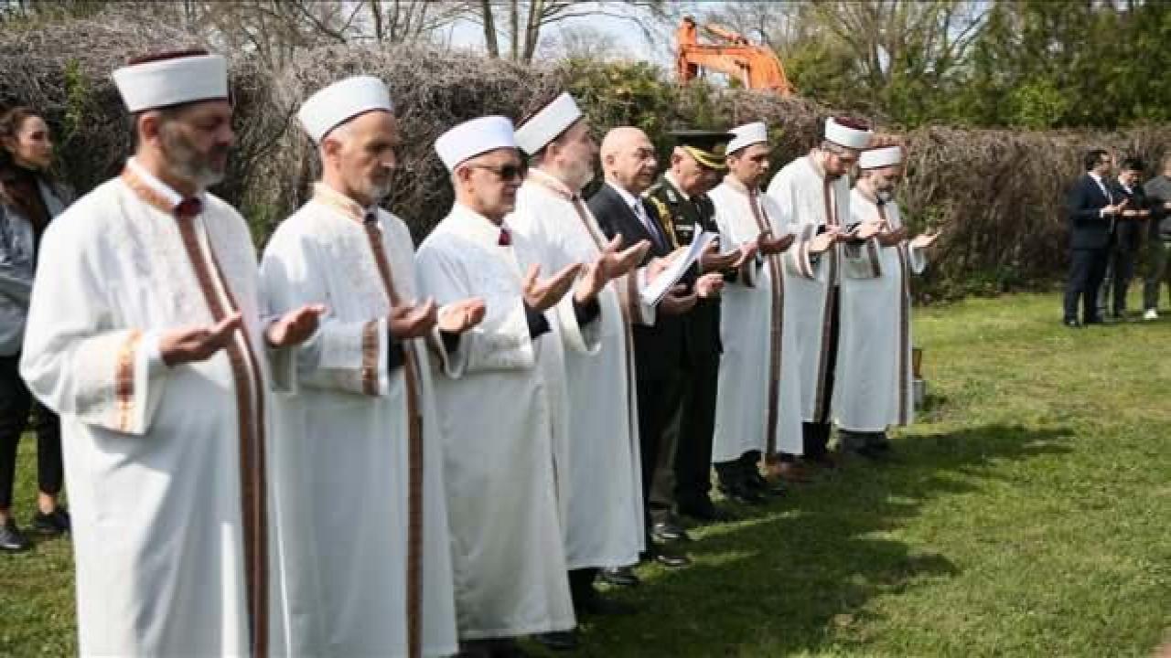 Viyana Merkez Mezarlığı’nda Galiçya şehitleri için Kur’an-ı Kerim okundu