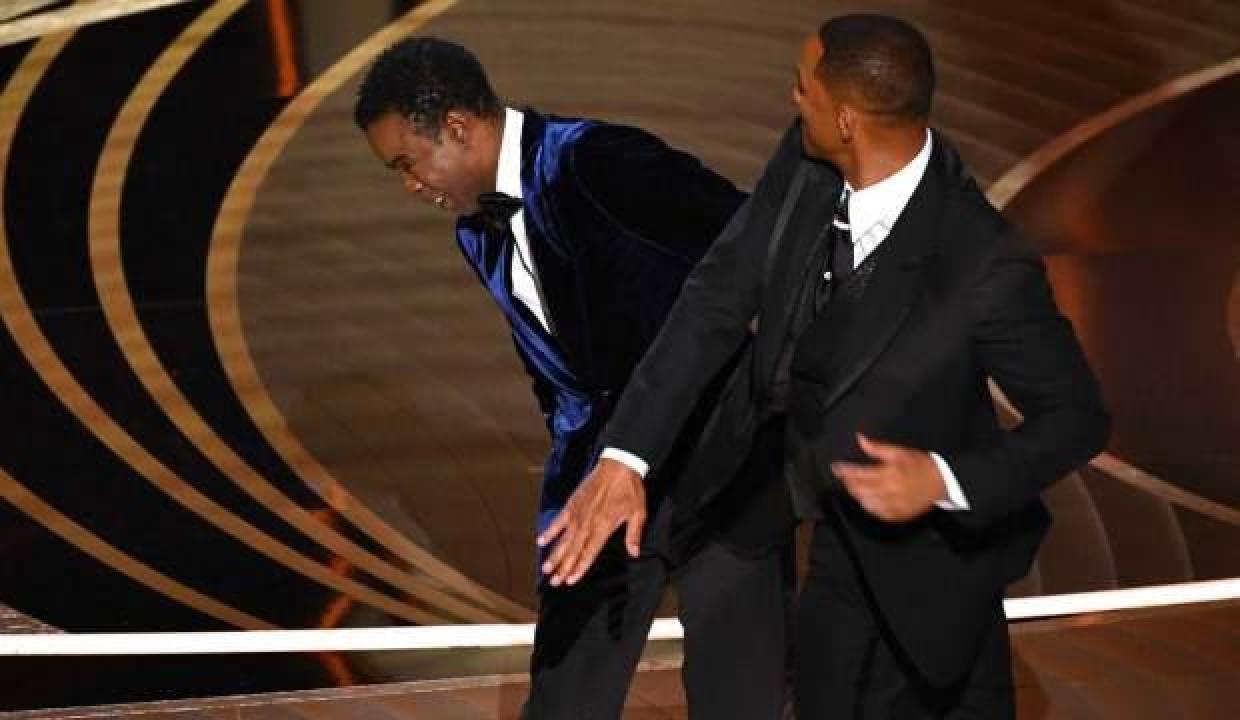 Will Smith, tokat skandalı sonrası Akademi'den istifasını etti!