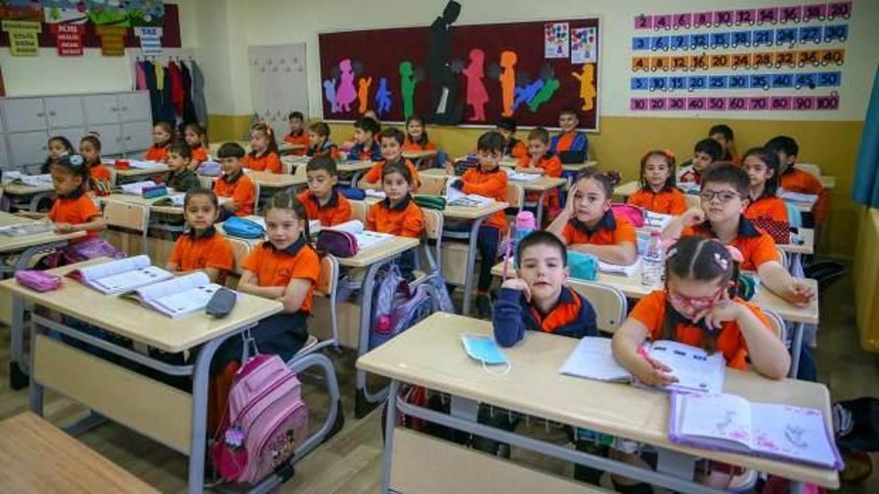 Yaklaşık 20 milyon öğrenci yarın yeniden dersbaşı yapacak