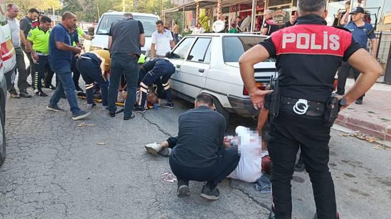 Yanında eşi ve çocuğu olan husumetlisine bıçakla saldırdı!