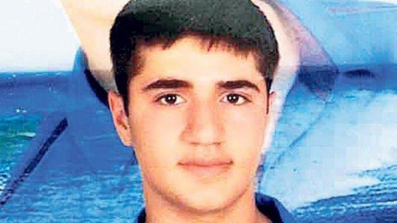 Yasin Börü ve arkadaşları mezarları başında anıldı