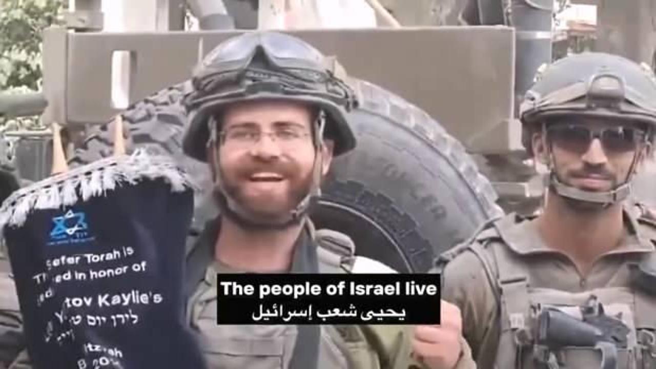 Yehuda Weitzman katliam yaptığı Cibaliye Mülteci Kampında Tevrat'la yemin etti