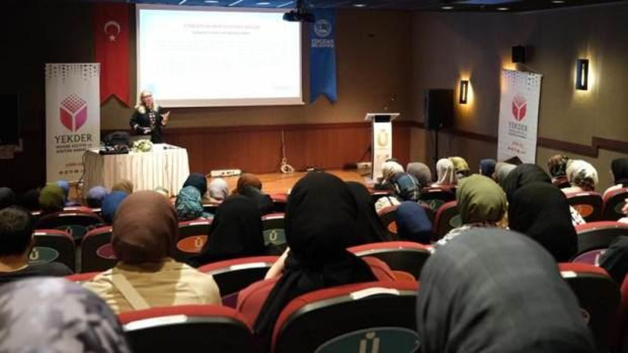 YEKDER'de Öğretmen Seminerleri başladı