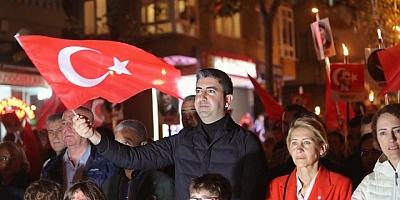 Yeni Yüzyıla Bir Kala Kartal’da Cumhuriyet Coşkusu