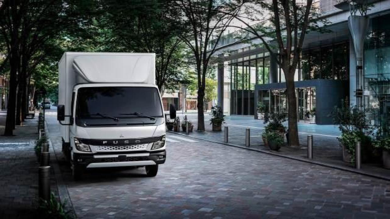 Yenilenen Fuso Canter Türkiye’nin yükünü taşıyacak