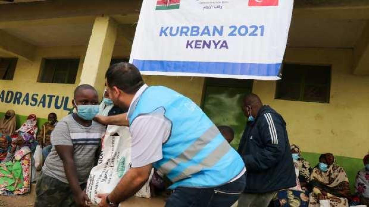 Yetim Vakfı kurbanda 400 bin yetime ulaşmayı hedefliyor