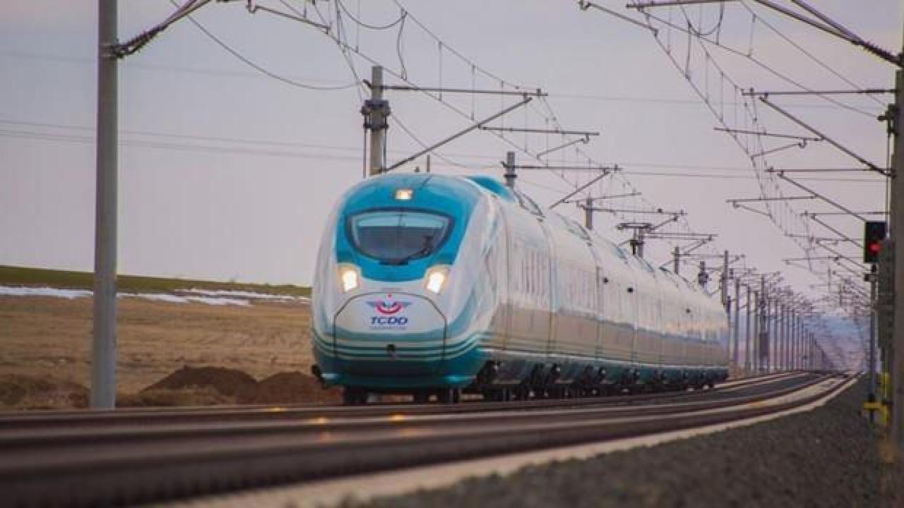 YHT'lerle 14 yılda 72 milyona yakın yolcu taşındı