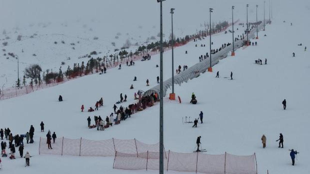 Yıldız Dağı Kayak Merkezi dolup taştı