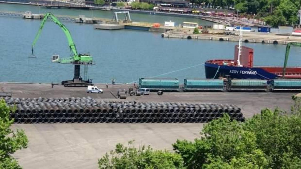 Yük gemisinin altında mayın iddiası: Ekipler harekete geçti