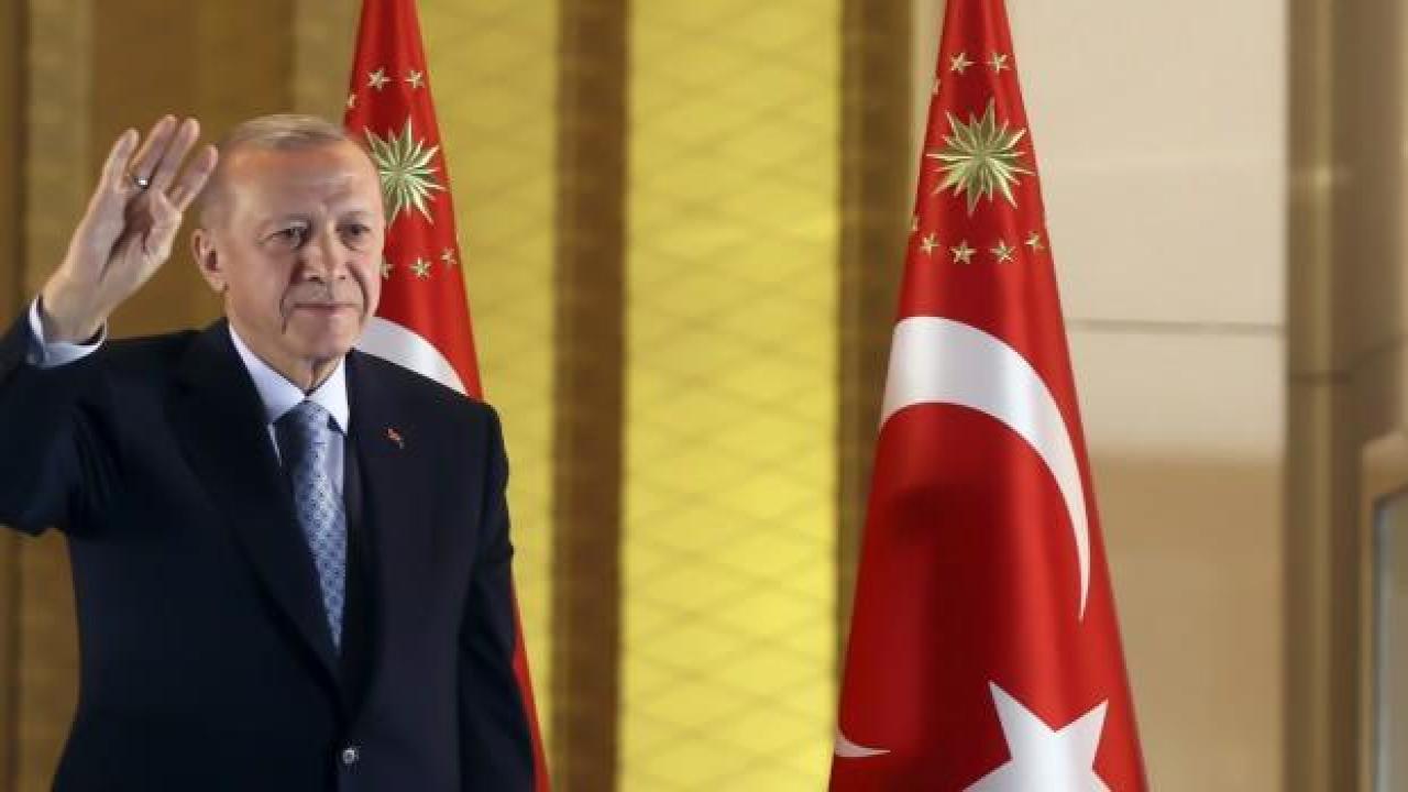 Yunan gazete dikkat çeken ayrıntıyı yazdı: Erdoğan'ı Erdoğan yapan özellik!