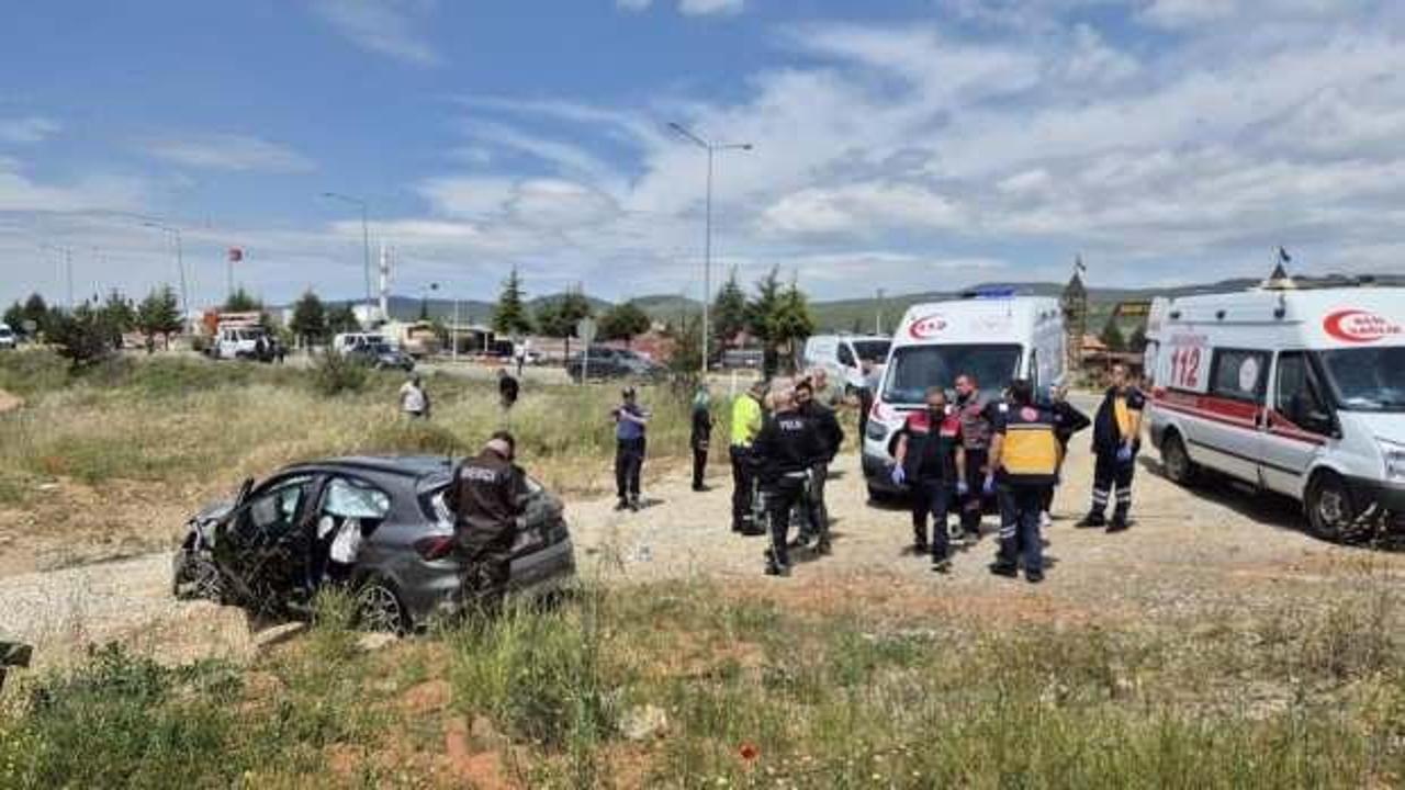 Yunanistan uyruklu kişilerin bulunduğu otomobil takla attı: 1 ölü, 2 yaralı