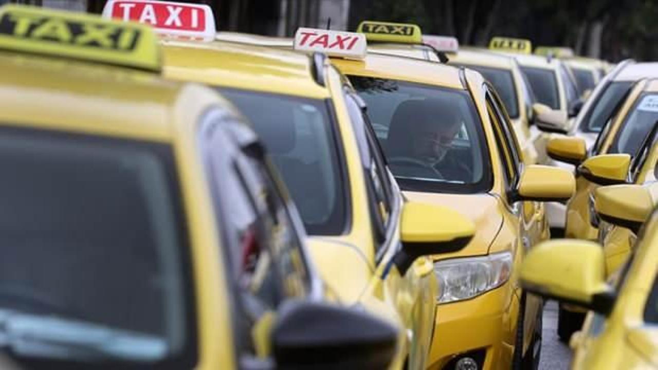 Yunanistan'da taksiciler 48 saatlik greve gitti