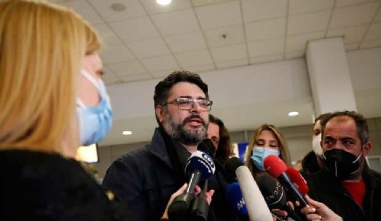 Yunanistan'ın Mariupol Başkonsolosu, özel operasyonla Ukrayna’dan tahliye edildi